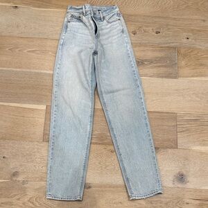 American Eagle Outfitters Light Wash Straight Leg Jeans